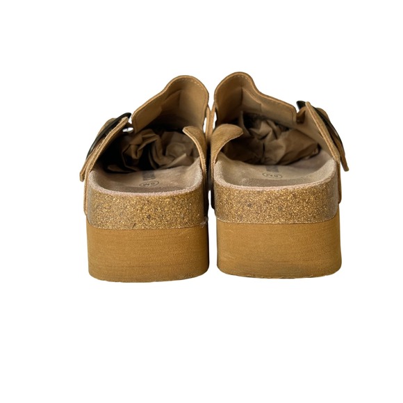 CUSHIONAIRE Genuine Suede Granola Clog Comfort Cork Footbed Sz 8 M Chestnut - Picture 6 of 7